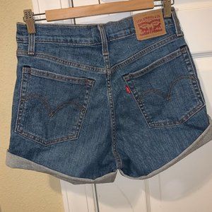 Levi's Wedgie Shorts